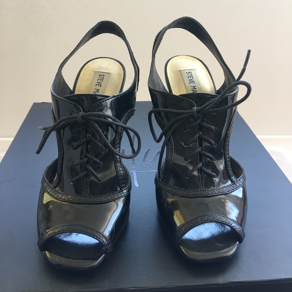 Steve Madden black peep toe heels